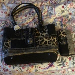 LEOPARD * MATCHING PURSE AND WALLET
